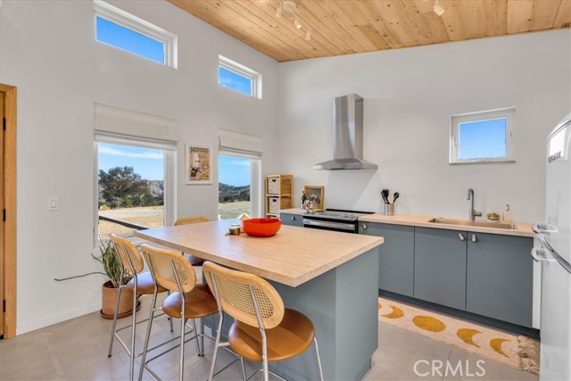 Detail Gallery Image 15 of 48 For 10277 Pinon Ave, Morongo Valley,  CA 92256 - 1 Beds | 1 Baths