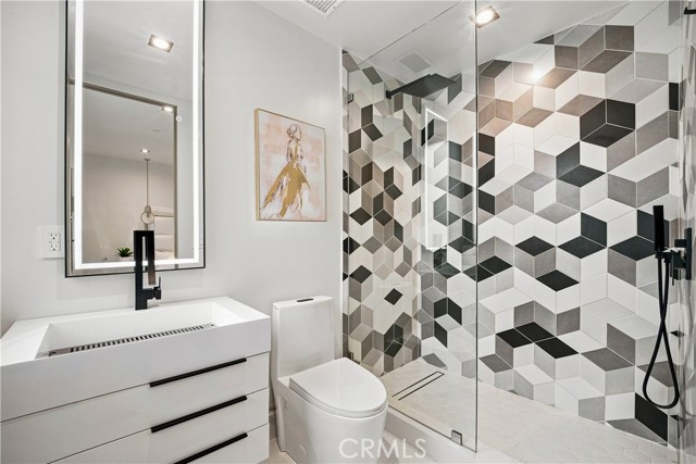 5170 Medina Road photo 30