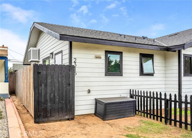 Detail Gallery Image 2 of 9 For 2315 Andreo Ave, Torrance,  CA 90501 - 0 Beds | 1 Baths