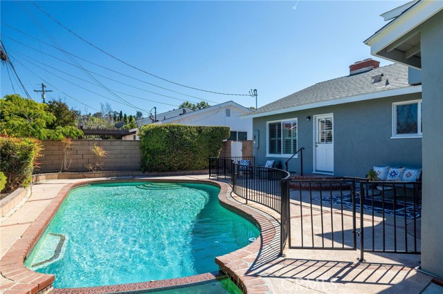 23532 Carlow Road, Torrance CA: https://media.crmls.org/medias/087fb427-42d3-4c96-ada3-e56e087e15ae.jpg