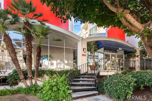 565 Esplanade, Redondo Beach, California 90277, 1 Bedroom Bedrooms, ,1 BathroomBathrooms,Residential,Sold,Esplanade,PV17218278