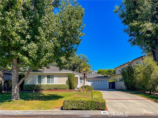 Detail Gallery Image 1 of 1 For 300 San Miguel Dr, Arcadia,  CA 91007 - 3 Beds | 2 Baths