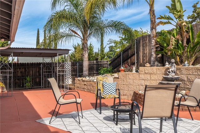 35230 San Carlos Street, Yucaipa CA: https://media.crmls.org/medias/0881337d-b00d-4e27-8b5a-d32fc4cf6635.jpg