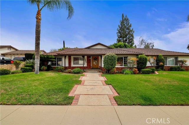 1342 Hidden Springs Ln, Glendora, CA 91741