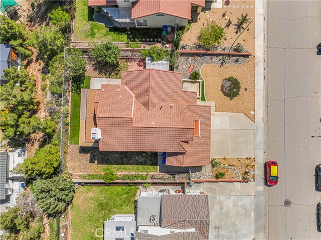 1215 Date Palm Drive, Palmdale CA: https://media.crmls.org/medias/08846ad3-3bb3-45ae-836a-4ecfa1828cb0.jpg
