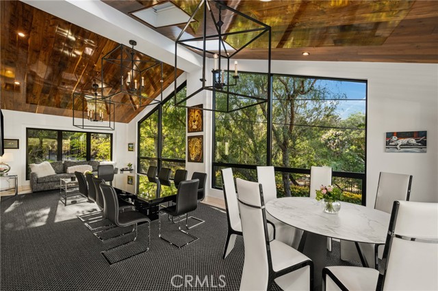 Detail Gallery Image 22 of 34 For 9821 Brentwood Dr, North Tustin,  CA 92705 - 3 Beds | 3/1 Baths