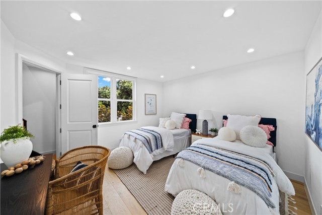 Detail Gallery Image 27 of 61 For 16214 Bimini, Huntington Beach,  CA 92649 - 5 Beds | 3 Baths