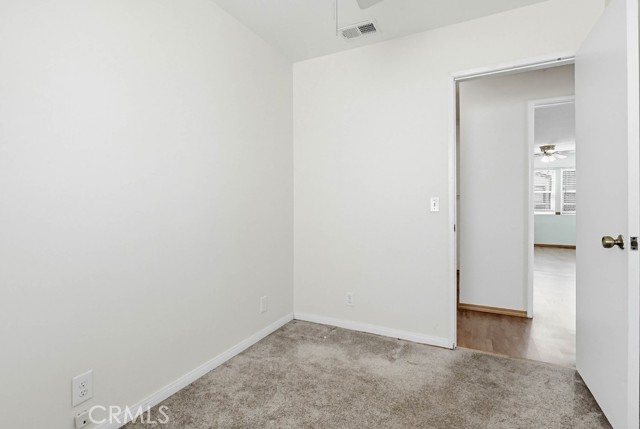 Image 44 of 75 For 5812 Graywood