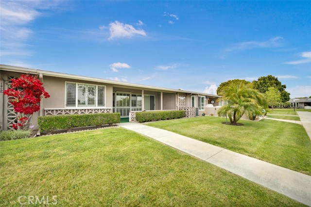 Detail Gallery Image 1 of 1 For 1381 141d M-6 Mayfield Rd 141d,  Seal Beach,  CA 90740 - 2 Beds | 1/1 Baths