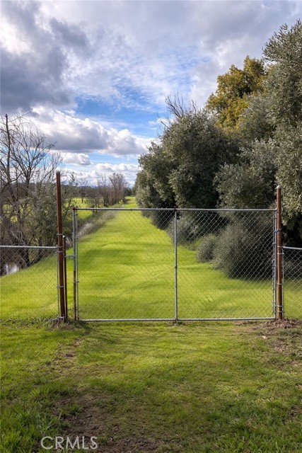 Detail Gallery Image 4 of 9 For 3781 Columbia, Corning,  CA 96021 - – Beds | – Baths