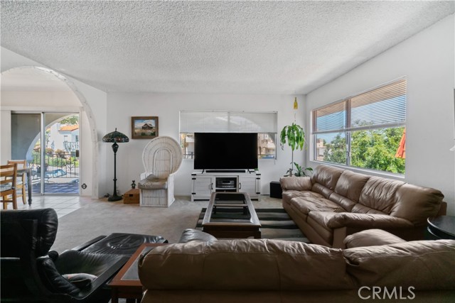 Detail Gallery Image 10 of 18 For 735 W 30th St, San Pedro,  CA 90731 - – Beds | – Baths