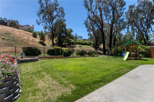 Detail Gallery Image 27 of 30 For 23903 Creekwood Dr, Moreno Valley,  CA 92557 - 4 Beds | 2/1 Baths