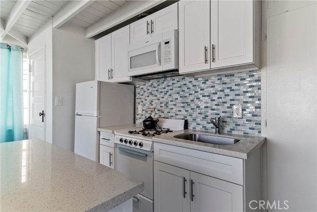 Detail Gallery Image 36 of 42 For 129 Nieto Ave, Long Beach,  CA 90803 - 3 Beds | 3/1 Baths