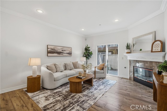 Detail Gallery Image 5 of 41 For 1211 S Golden West Ave #C,  Arcadia,  CA 91007 - 3 Beds | 3 Baths