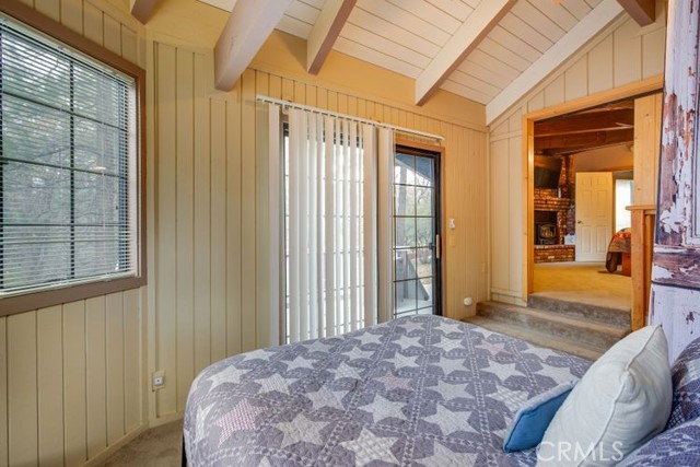 676 Butte Avenue, Big Bear City CA: https://media.crmls.org/medias/0889116c-8500-437d-8286-2866c902c97f.jpg