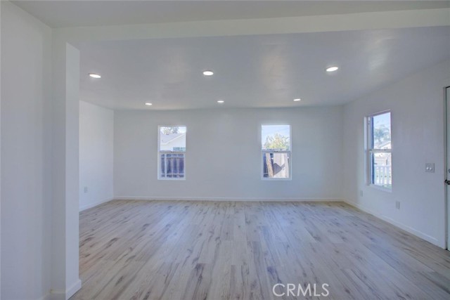 Detail Gallery Image 5 of 24 For 7577 Walnut, Winton,  CA 95388 - 2 Beds | 1 Baths