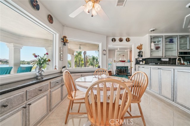 29368 Big Range Road, Canyon Lake CA: https://media.crmls.org/medias/08898ff7-6e6a-440d-a0d5-457bf2038d70.jpg