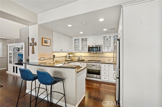 Detail Gallery Image 8 of 32 For 234 Lonetree, Irvine,  CA 92603 - 2 Beds | 2 Baths