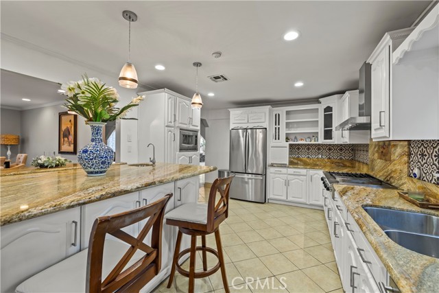 Detail Gallery Image 10 of 30 For 790 N El Molino, Pasadena,  CA 91104 - 6 Beds | 6 Baths