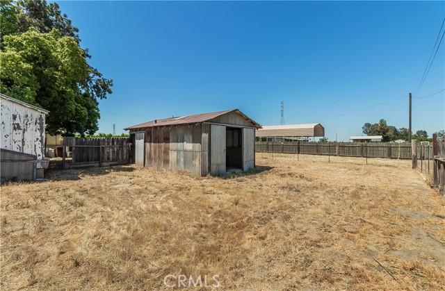 1492 W Sumner Avenue, Fresno CA: https://media.crmls.org/medias/088bc11e-0c1d-4dc4-bba0-749ecf78cc7d.jpg