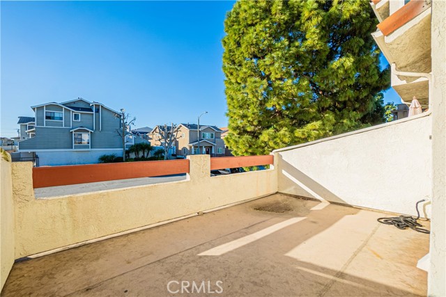 Detail Gallery Image 9 of 36 For 2720 Gramercy Ave #3,  Torrance,  CA 90501 - 2 Beds | 2/1 Baths