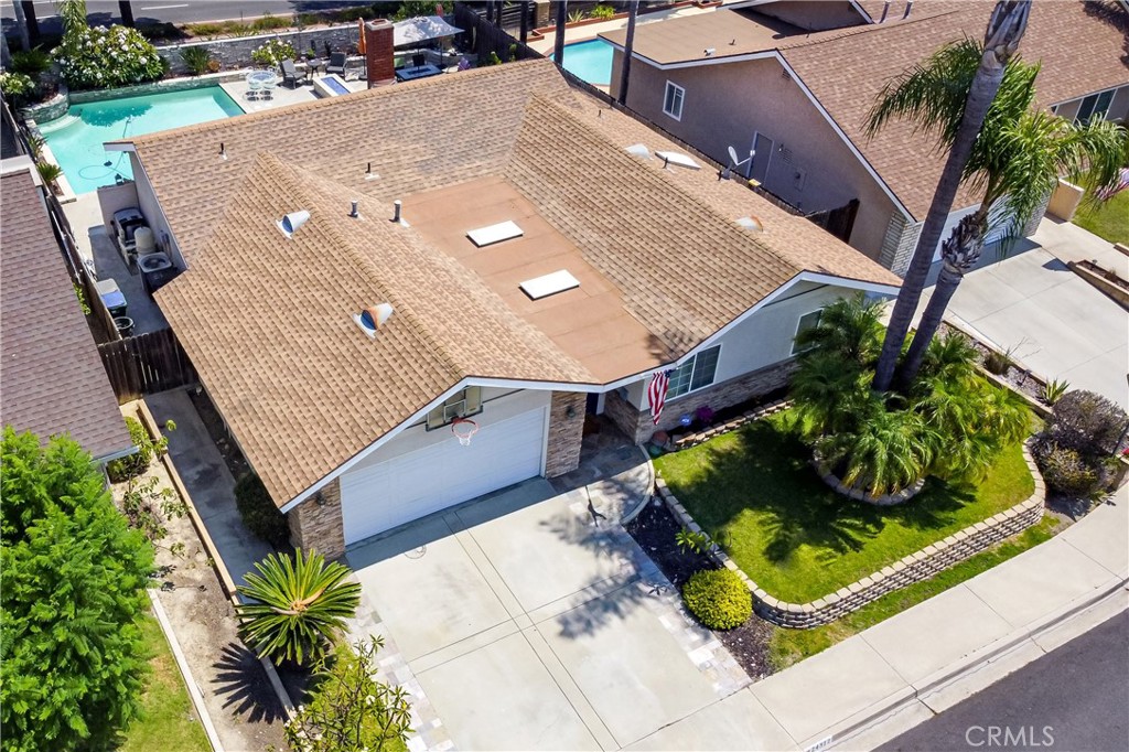 MLS #OC25175888 image #37