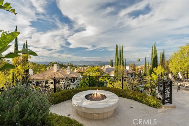 3724 Winford Drive, Tarzana CA: https://media.crmls.org/medias/088bd95a-47ae-4bd1-89c6-eedcff46a818.jpg