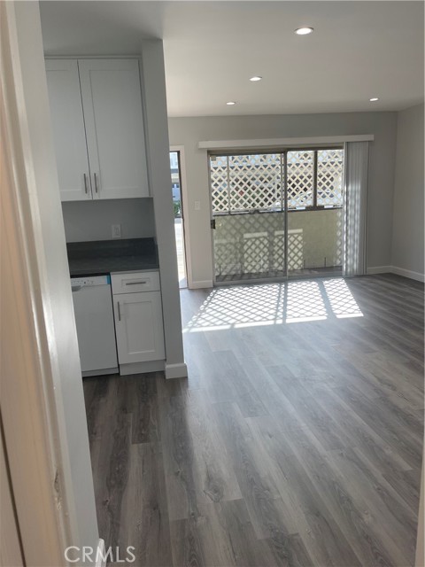 Detail Gallery Image 11 of 13 For 501 Alexander St, Glendale,  CA 91203 - 2 Beds | 1 Baths