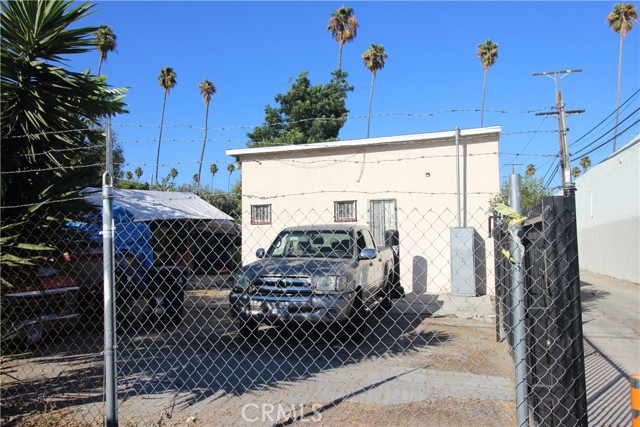 Detail Gallery Image 3 of 9 For 3817 Drysdale Ave, Los Angeles,  CA 90032 - – Beds | – Baths