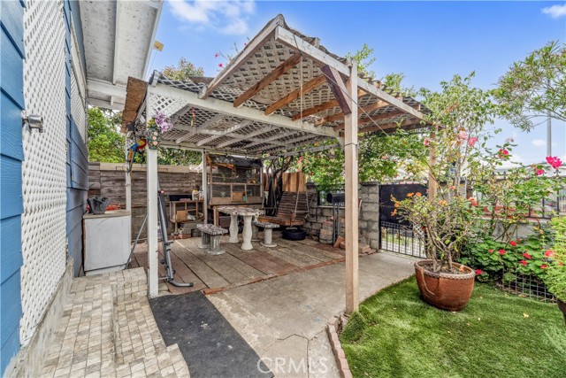 6324 Denver Avenue, Los Angeles CA: https://media.crmls.org/medias/088ca6ae-a4a9-4ce5-8027-5a47d27cc34a.jpg
