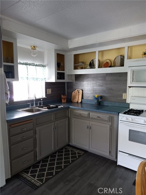 Detail Gallery Image 3 of 15 For 10888 West Dr #19,  Morongo Valley,  CA 92256 - 1 Beds | 1 Baths