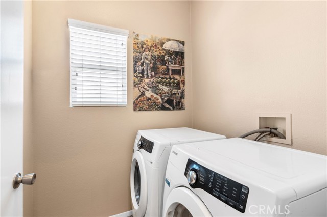 31960 Hollyhock Street, Lake Elsinore CA: https://media.crmls.org/medias/088d4fa5-98c3-41a8-ad3a-bf426999e3db.jpg