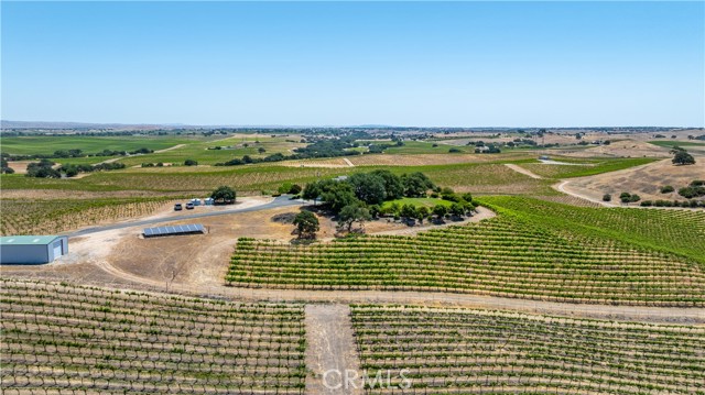 4995 Mill Road, Paso Robles CA: https://media.crmls.org/medias/088d732e-6bef-473c-b605-4c0a9dd427b4.jpg