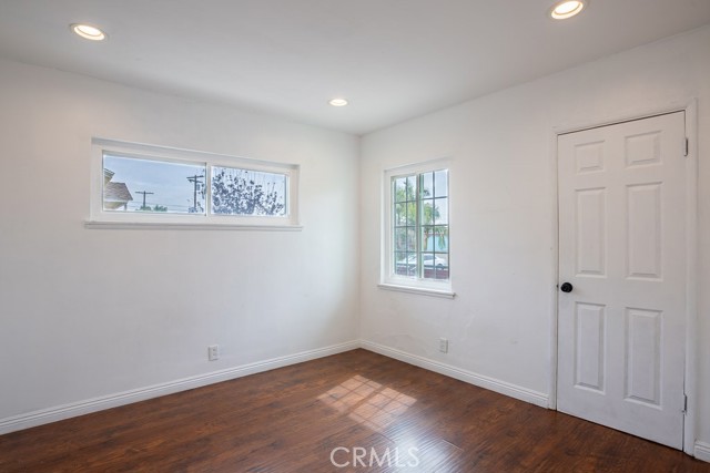 Detail Gallery Image 16 of 36 For 12561 Willard St, North Hollywood,  CA 91605 - 4 Beds | 2 Baths