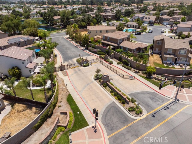 Image 33 of 36 For 1387 Veronica Trail