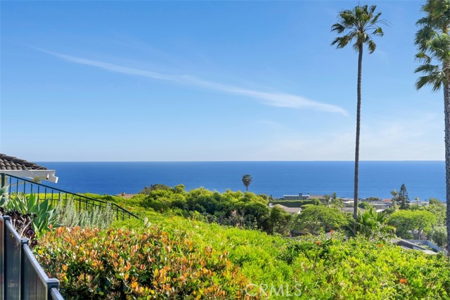 Image 6 of 52 For 32661 Caribbean Drive