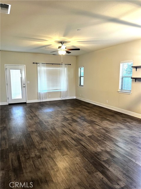 16 Petaluma Court, Chico CA: https://media.crmls.org/medias/08919e64-bf45-4a73-b625-0e28ea4f7268.jpg