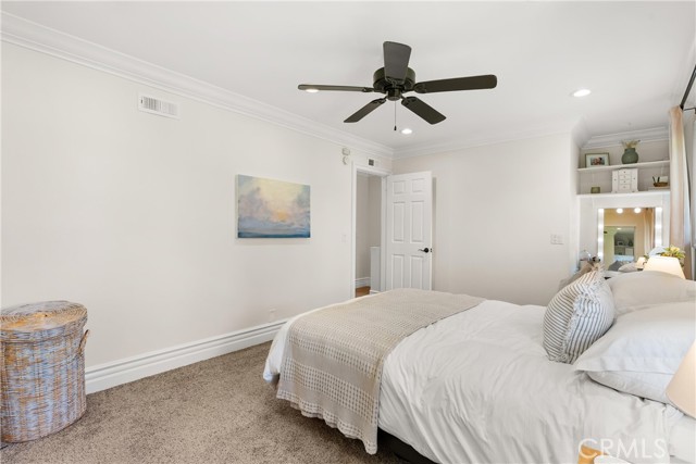19817 RAMSGATE Lane, Huntington Beach CA: https://media.crmls.org/medias/0892833a-ebff-4141-a9d8-47fe0c86cb4d.jpg