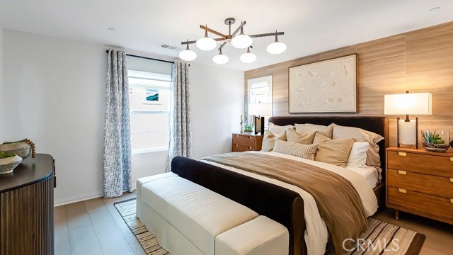 Detail Gallery Image 12 of 22 For 1676 Phantom Ln, Rialto,  CA 92376 - 3 Beds | 2/1 Baths