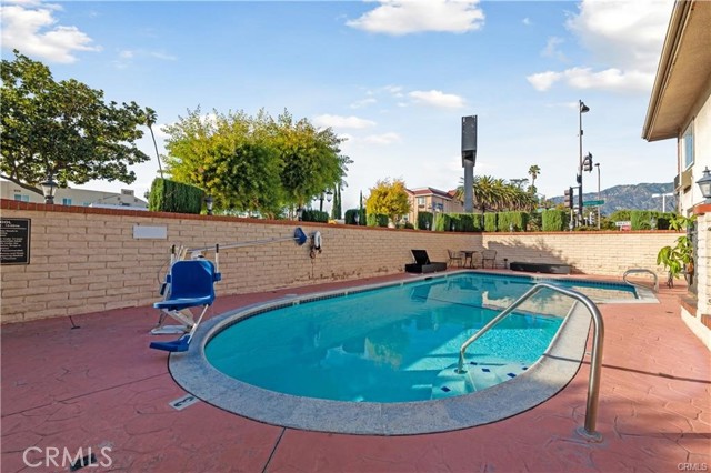 Image 31 of 43 For 2156 Colorado Boulevard