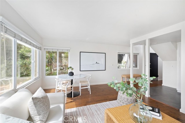 Detail Gallery Image 3 of 46 For 1059 Miramar St, Laguna Beach,  CA 92651 - 2 Beds | 2 Baths