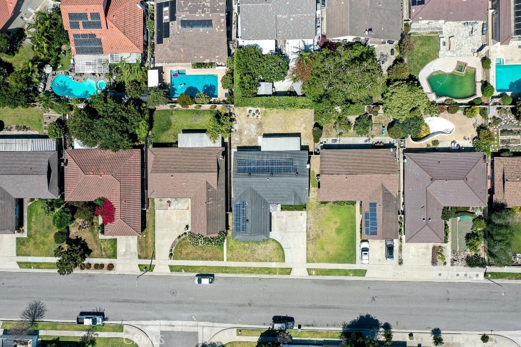 https://media.crmls.org/medias/08952cf5-0358-4c15-986b-8d406e3bc40f.jpg?preset=X-Large