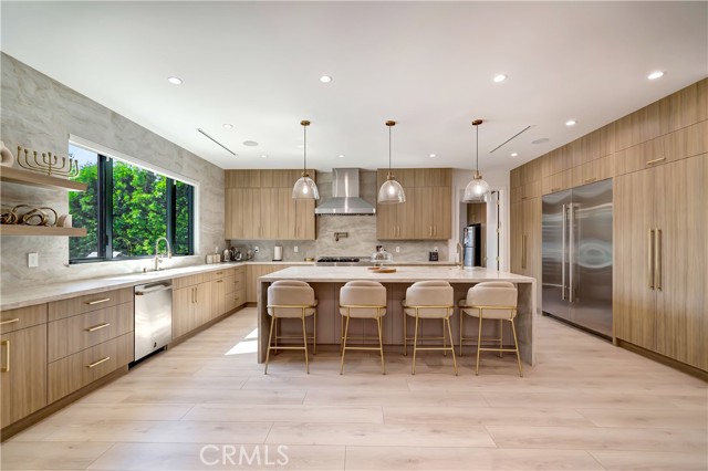 Detail Gallery Image 23 of 72 For 5355 Aldea Ave, Encino,  CA 91316 - 5 Beds | 5/1 Baths