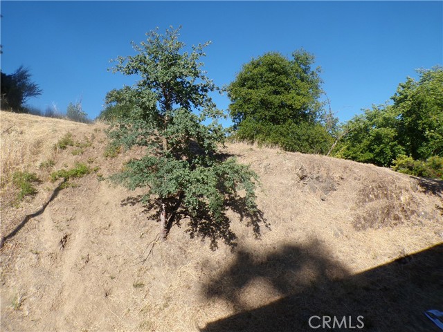 4188 Country Club Drive, Lucerne CA: https://media.crmls.org/medias/0895ae11-5876-416a-bf0a-7548188e4a10.jpg