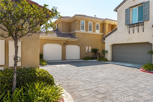 Detail Gallery Image 1 of 34 For 19956 Giovanni Ct, Yorba Linda,  CA 92886 - 3 Beds | 2/1 Baths