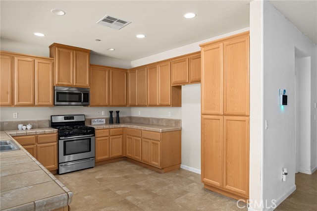 2135 Jacob Street, Gridley CA: https://media.crmls.org/medias/08960cff-0caf-490d-b4c0-624f541c52ae.jpg
