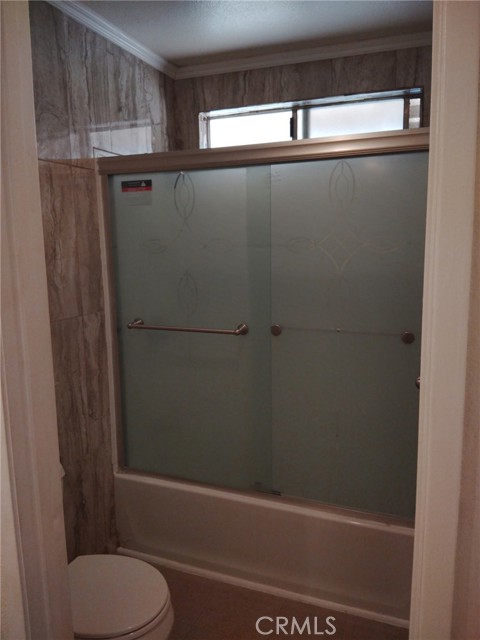 Detail Gallery Image 6 of 10 For 44535 La Paz Rd #D,  Temecula,  CA 92592 - 3 Beds | 2/1 Baths