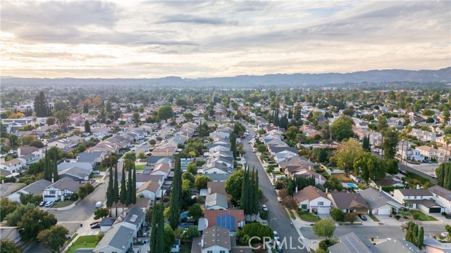 Detail Gallery Image 30 of 34 For 20138 Elkwood St, Winnetka,  CA 91306 - 4 Beds | 3 Baths