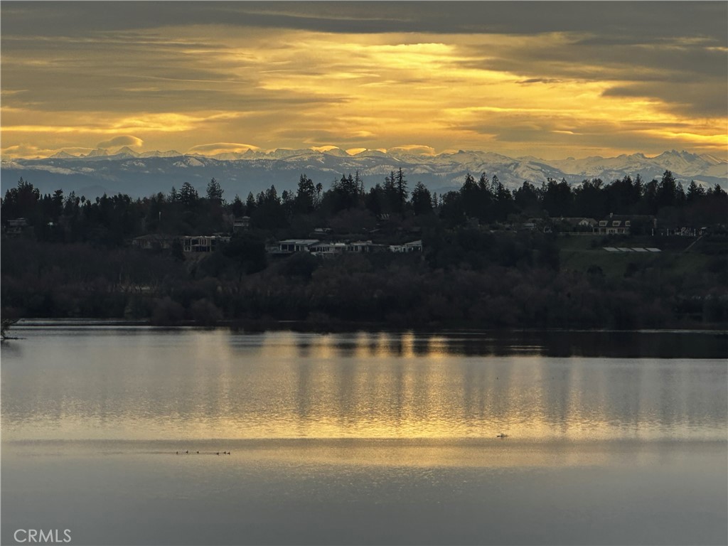 https://media.crmls.org/medias/08971570-9ed9-468e-af0e-53cc023c0f8e.jpg?preset=X-Large