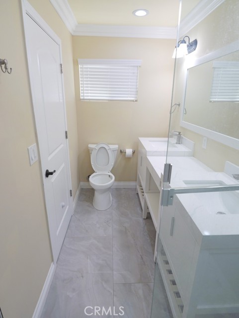 17430 Hemmingway Street, Northridge CA: https://media.crmls.org/medias/089850ea-1eb9-4bf4-bb28-8aeb57299bed.jpg